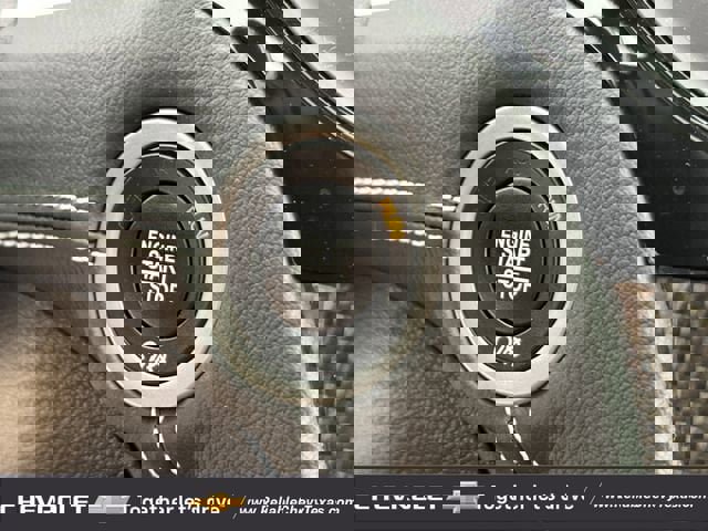 Used 2023 Chrysler 300 C image 24