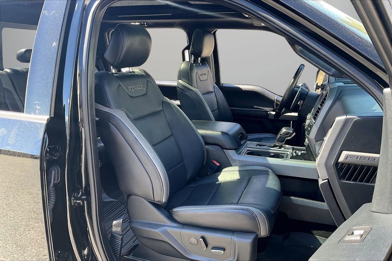 Used 2018 Ford F150 Raptor w/ Equipment Group 802A Luxury image 25