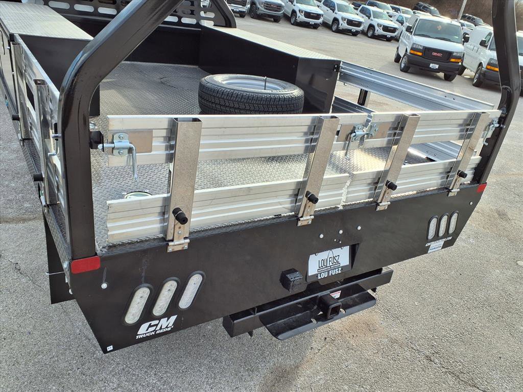 New 2026 GMC Sierra 3500 Pro w/ Convenience Package image 4