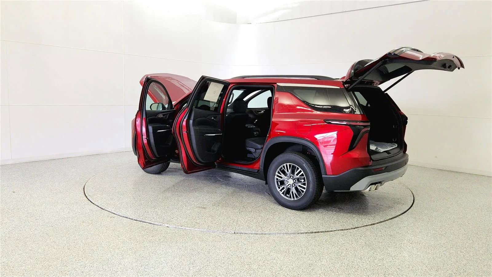 New 2026 Chevrolet Traverse LT w/ Driver Confidence Package AWD/4WD image 11