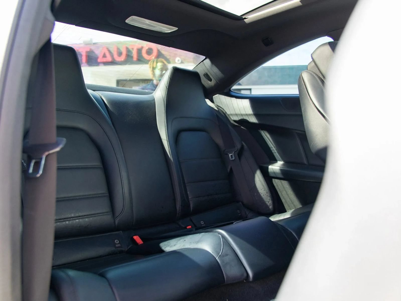 Used 2012 Mercedes-Benz C 63 AMG Coupe w/ Comand Single Disc Pkg image 27