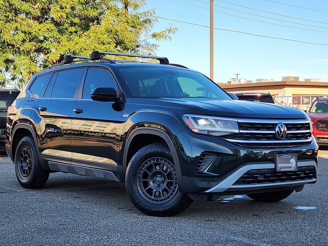 Used 2021 Volkswagen Atlas SE w/ Towing Package AWD/4WD image 40