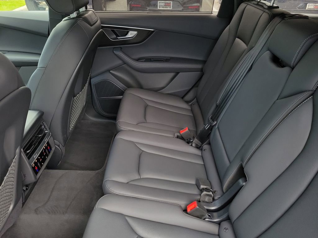Certified 2026 Audi Q7 3.0T Premium Plus w/ Premium Plus Package AWD/4WD image 26