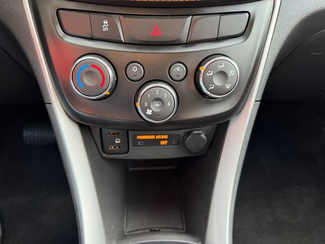 Used 2021 Chevrolet Trax LT image 23