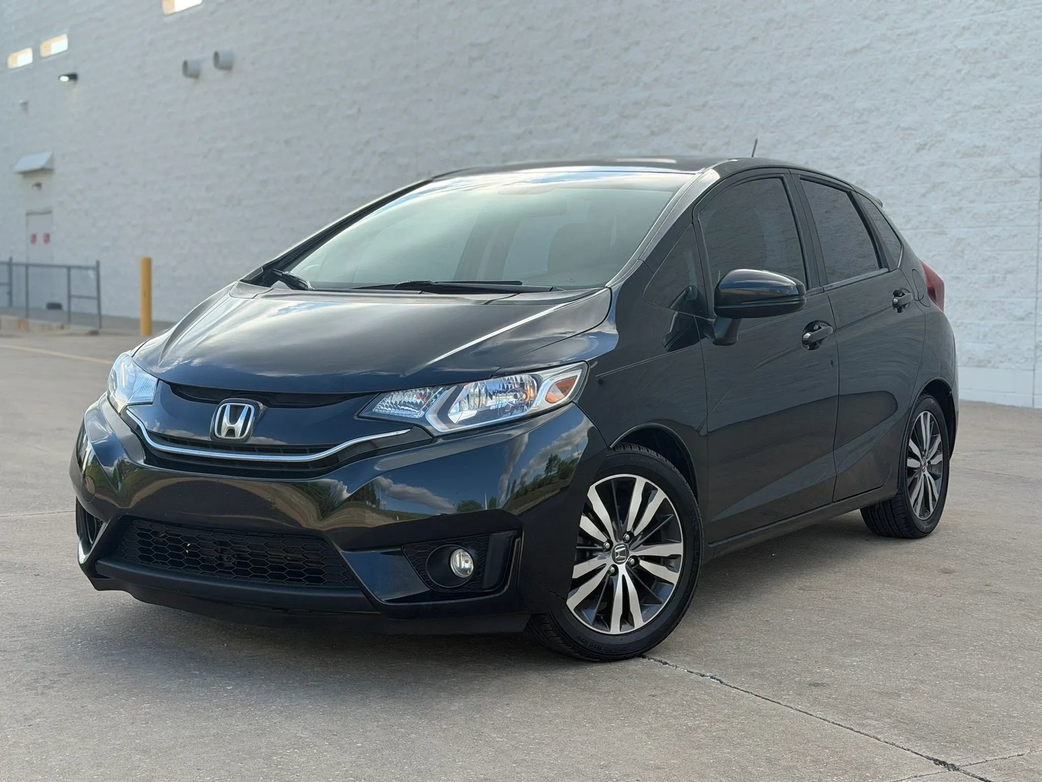 Used 2015 Honda Fit EX image 1