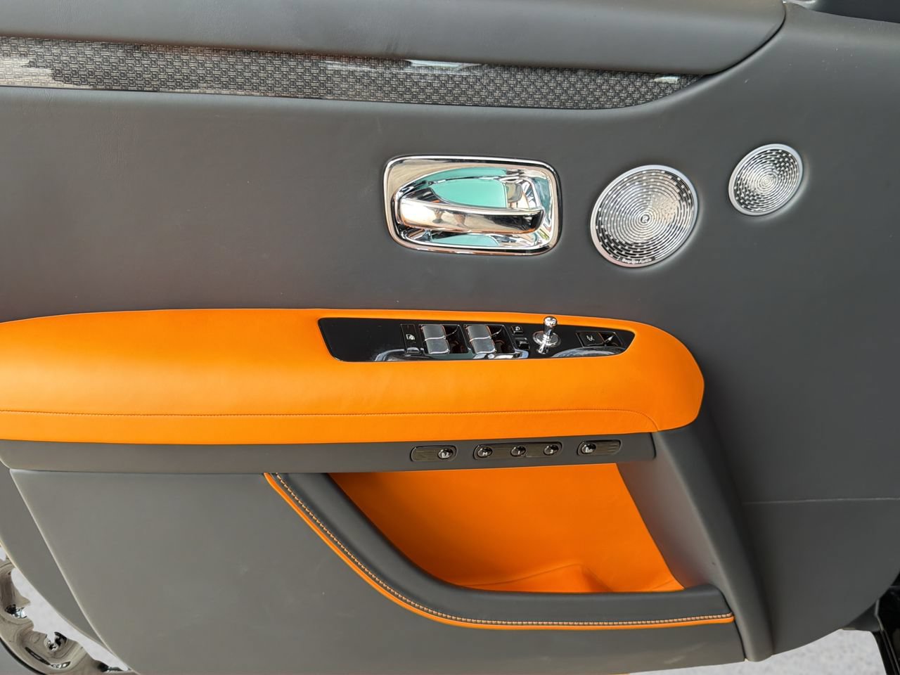 New 2027 Rolls-Royce Ghost Black Badge AWD/4WD image 12