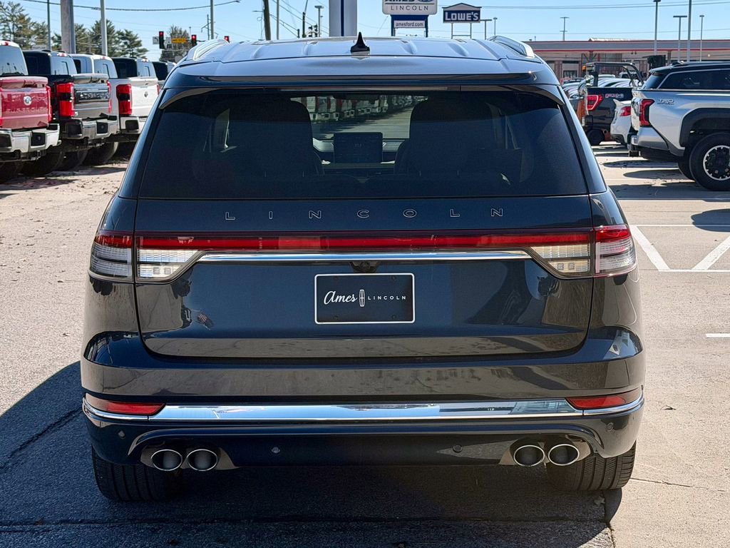 Certified 2023 Lincoln Aviator Black Label image 5