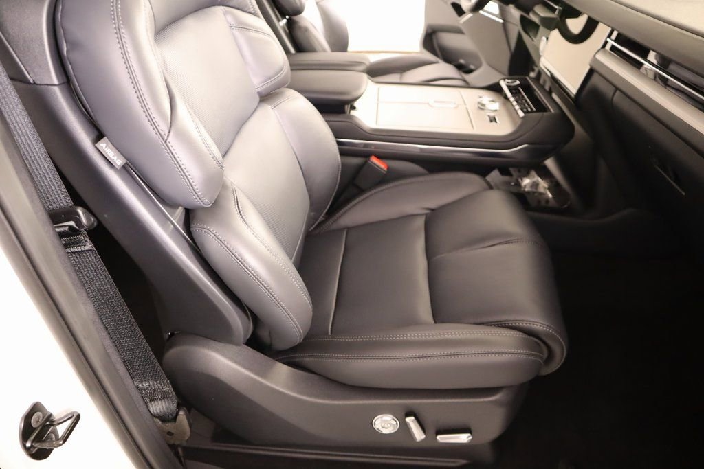 New 2025 Lincoln Navigator Reserve w/ Jet Appearance Package image 14