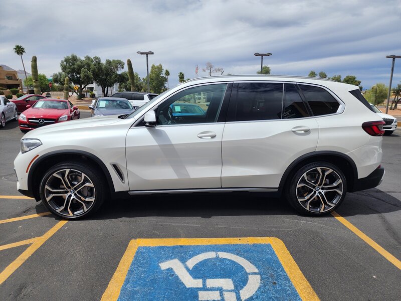 Used 2021 BMW X5 xDrive40i w/ Convenience Package AWD/4WD image 6