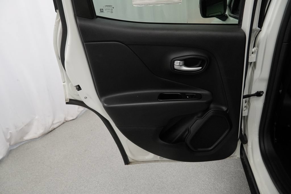 Certified 2023 Jeep Renegade Trailhawk AWD/4WD image 42