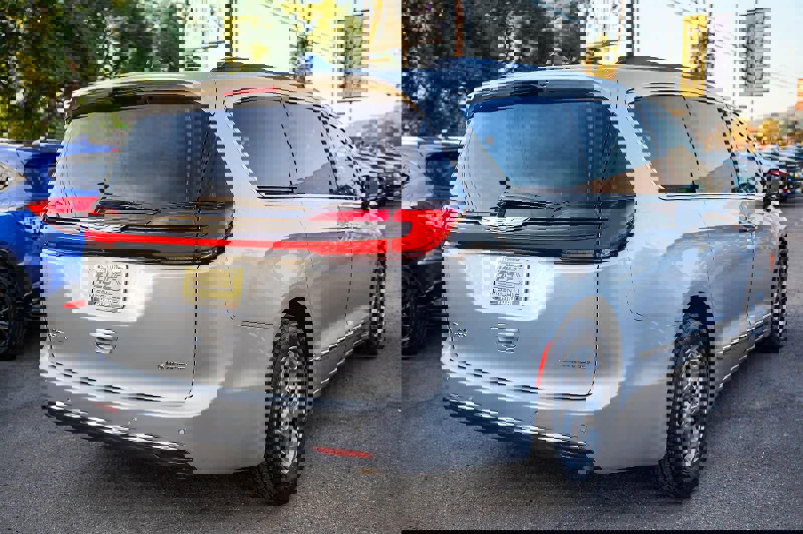 Used 2023 Chrysler Pacifica Limited image 10