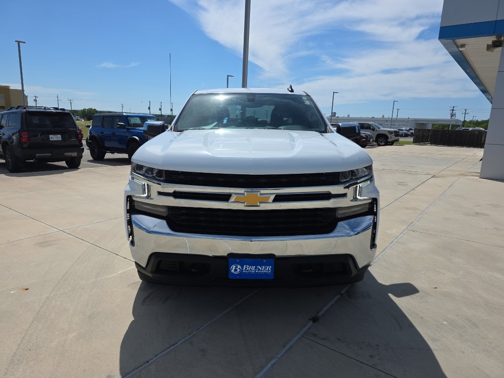 Used 2021 Chevrolet Silverado 1500 LT w/ Z71 Off-Road Package AWD/4WD image 2