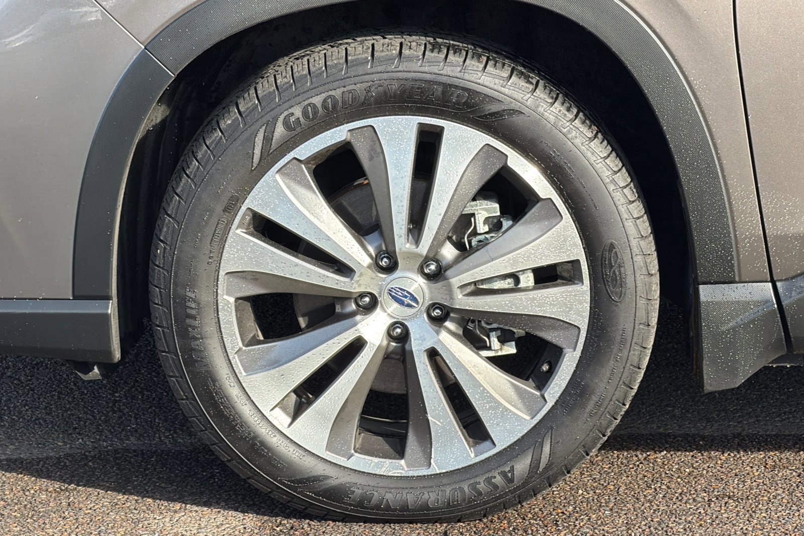 Used 2021 Subaru Ascent Limited w/ Technology Package image 27