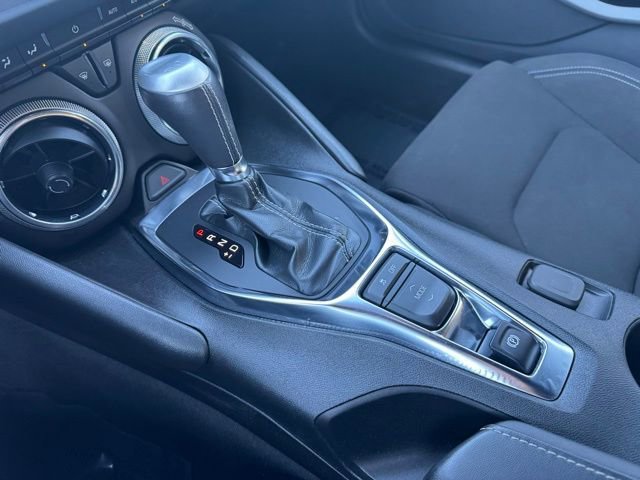 Used 2023 Chevrolet Camaro LT RWD image 17