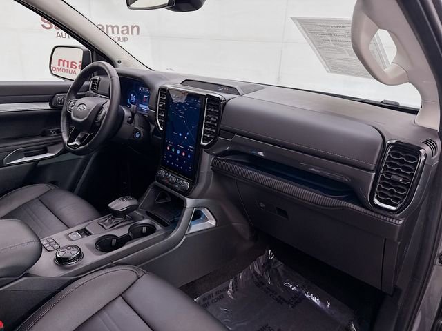 Used 2024 Ford Ranger Lariat w/ Trailer Tow Package image 29