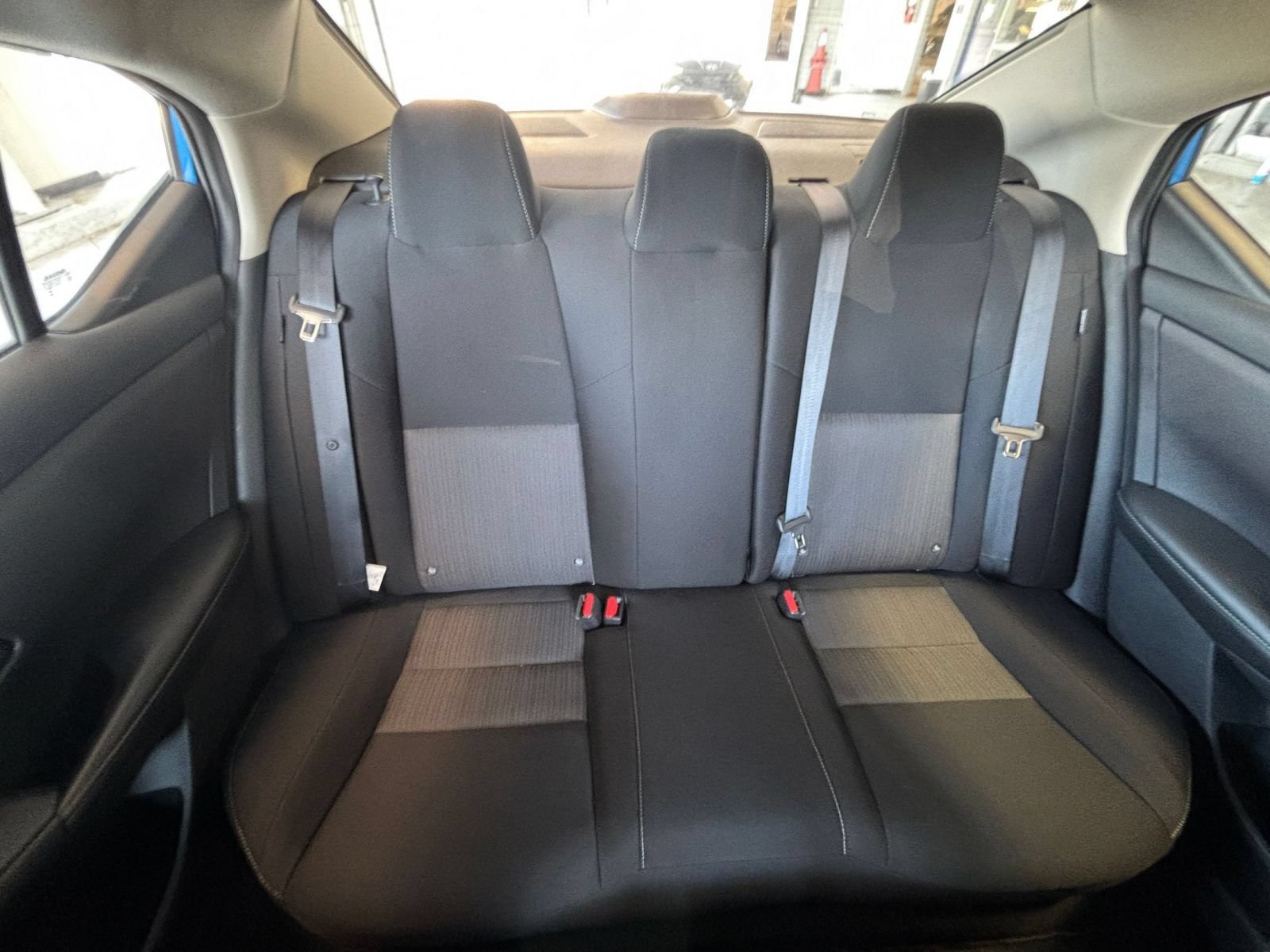 Used 2025 Nissan Sentra SV FWD image 36