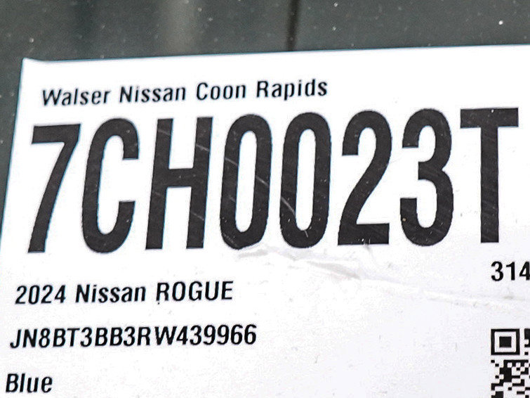 Used 2024 Nissan Rogue SV AWD/4WD image 31