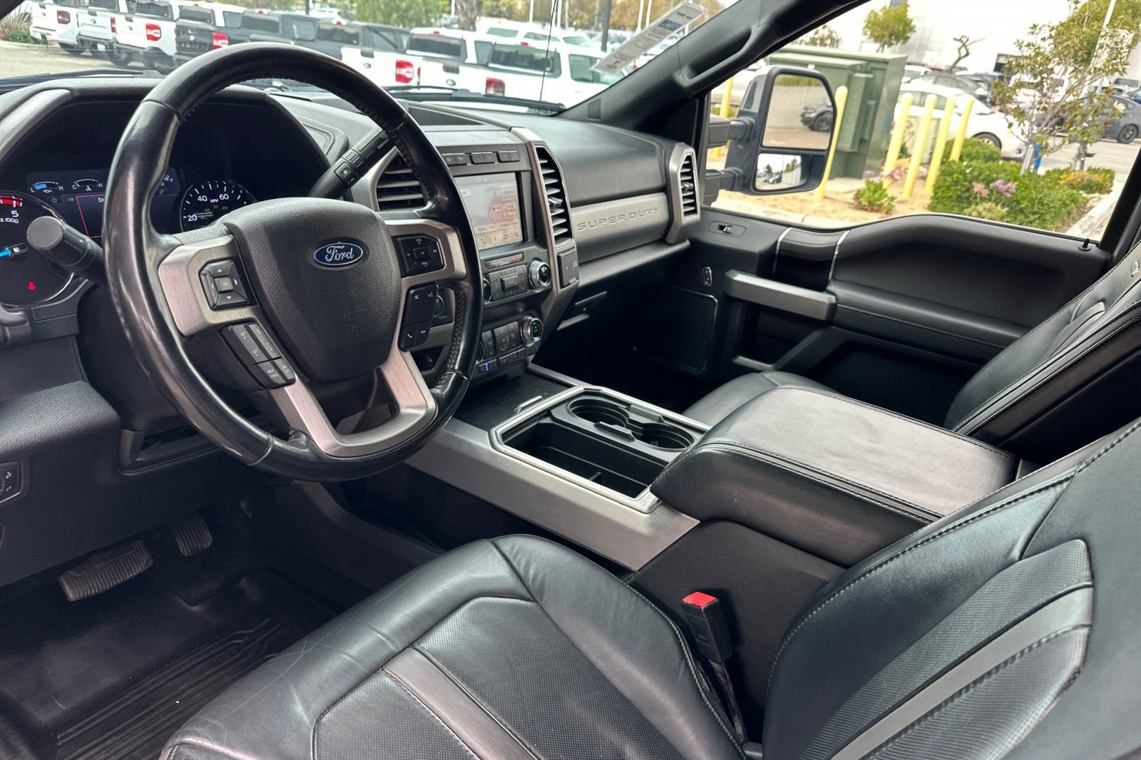 Used 2019 Ford F250 Platinum w/ Platinum Ultimate Package image 9