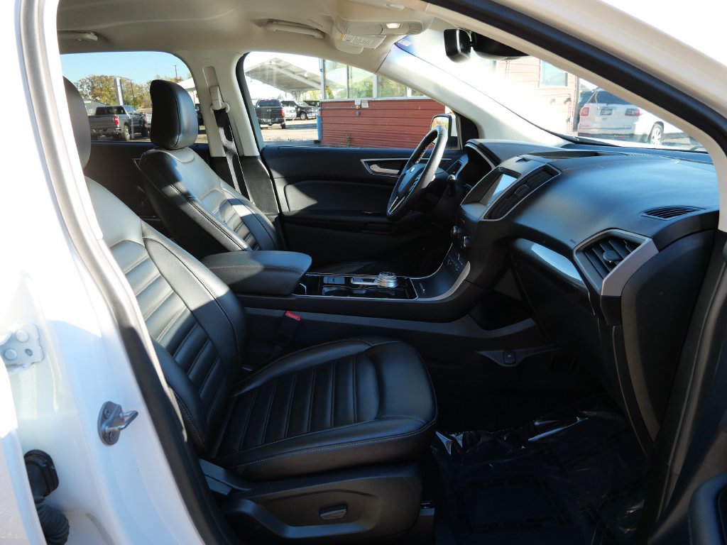 Certified 2020 Ford Edge SEL w/ Convenience Package AWD/4WD image 12