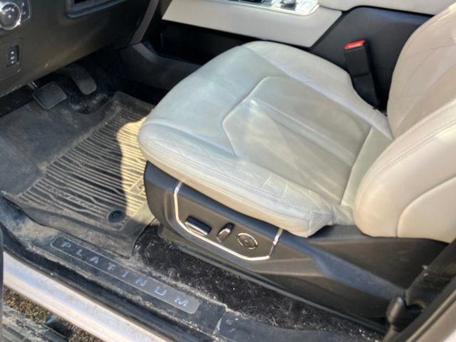 Used 2019 Ford Expedition Platinum AWD/4WD image 12