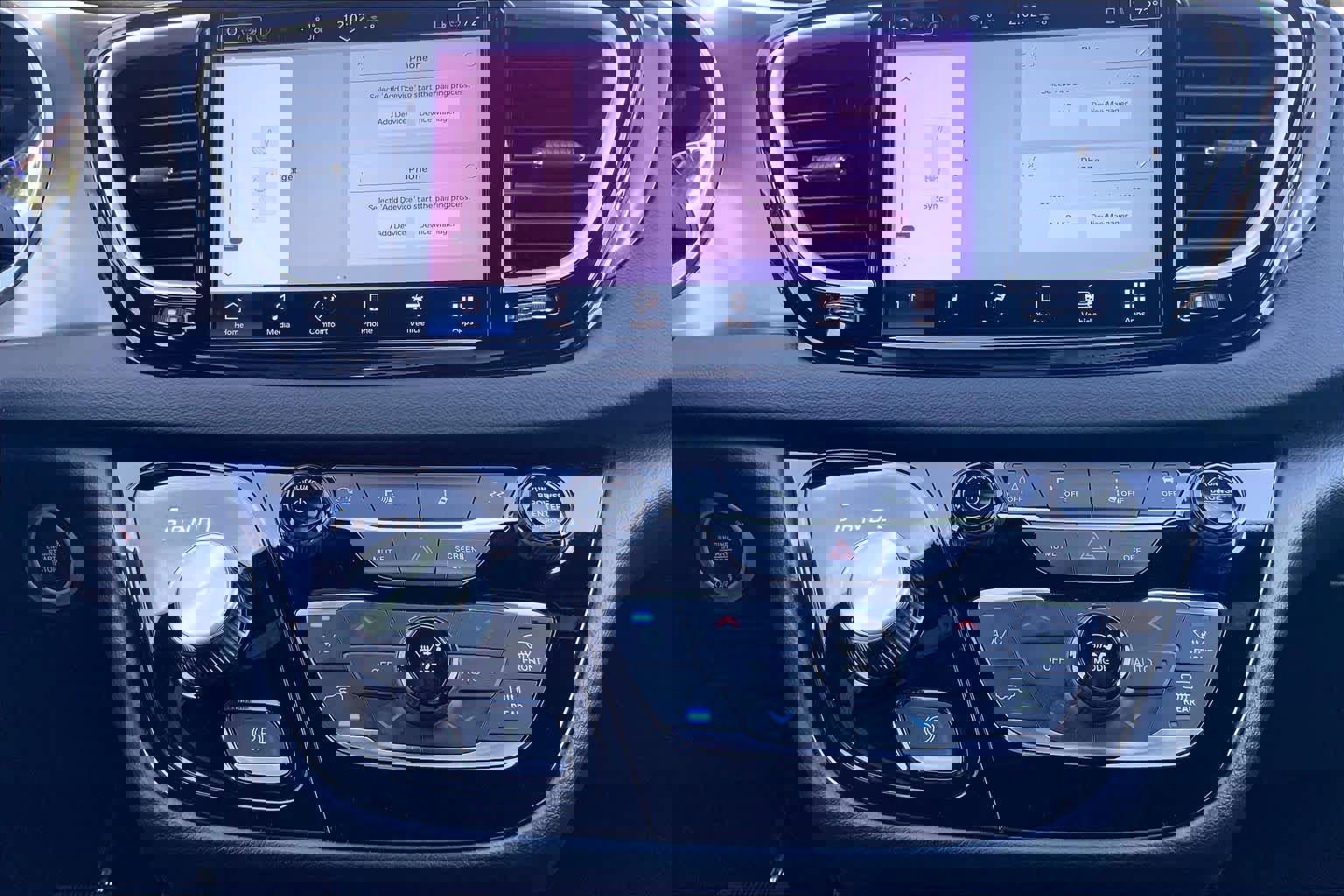 Used 2025 Chrysler Pacifica Select FWD image 35