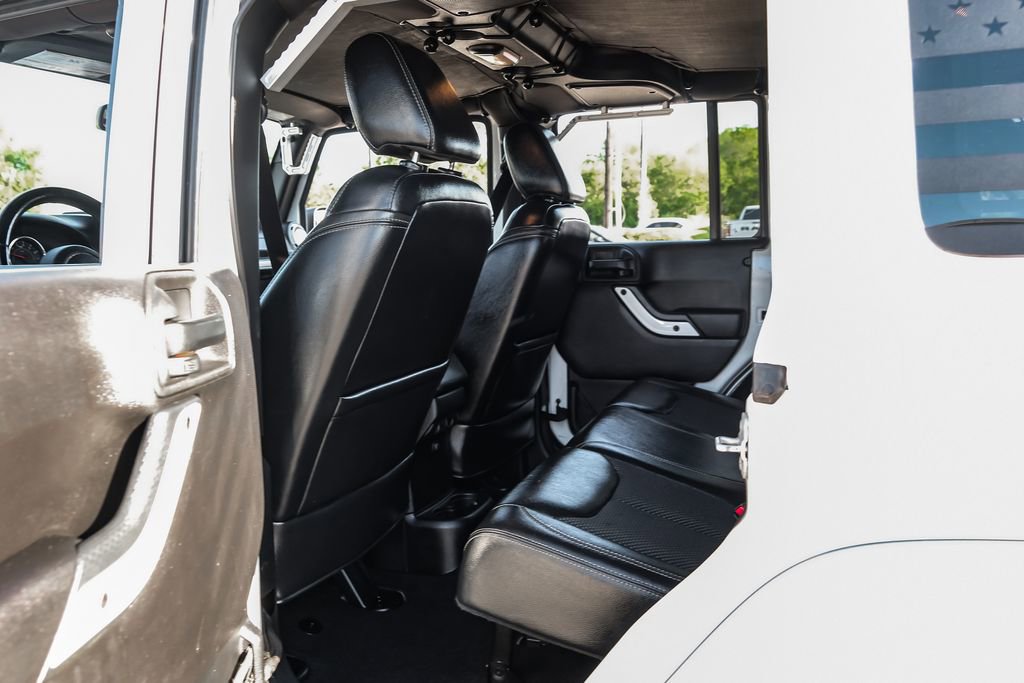 Used 2015 Jeep Wrangler Unlimited Sahara w/ Quick Order Package 24X image 36