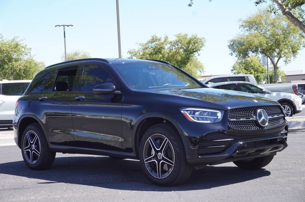 Used 2022 Mercedes-Benz GLC 300 image 4