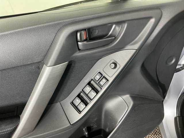 Used 2014 Subaru Forester 2.5i Premium w/ Popular Package #2 AWD/4WD image 13