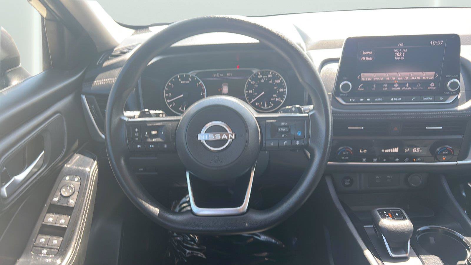 Used 2024 Nissan Rogue SV AWD/4WD image 12