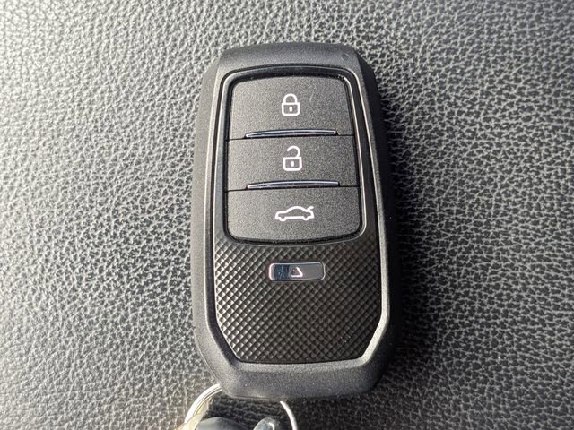 Used 2018 Ford Explorer Sport image 37