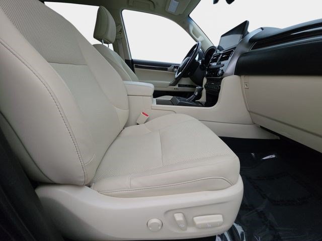 Used 2023 Lexus GX 460 Premium w/ Premium Package AWD/4WD image 10