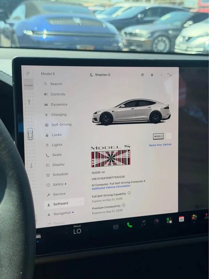 Used 2026 Tesla Model S Plaid AWD/4WD image 16