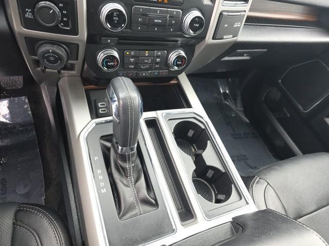 Used 2017 Ford F150 Lariat w/ Equipment Group 502A Luxury image 11