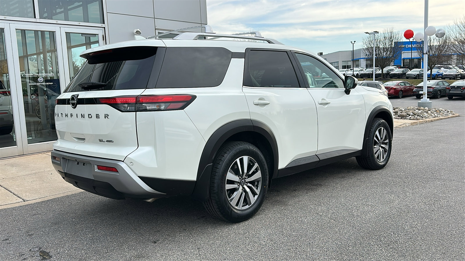 Certified 2023 Nissan Pathfinder SL image 7
