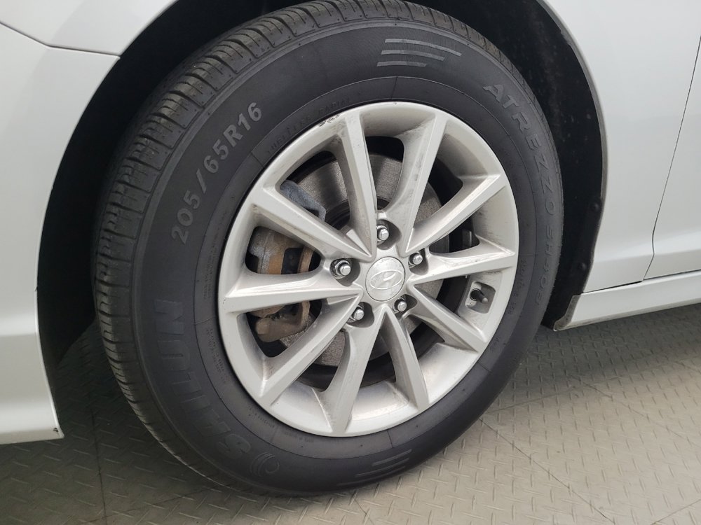 Used 2018 Hyundai Sonata SE FWD image 31