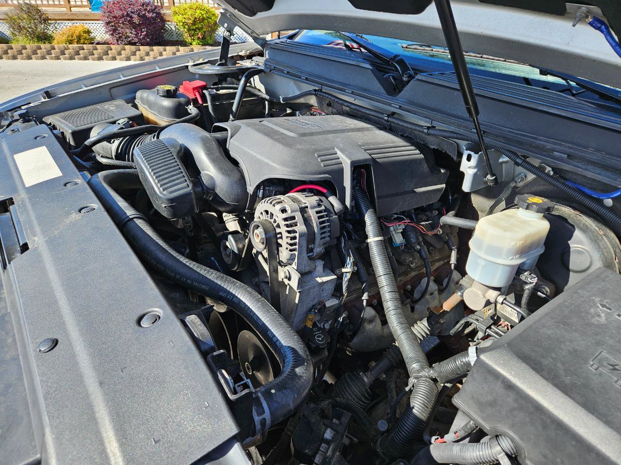 Used 2011 Chevrolet Avalanche LTZ image 23