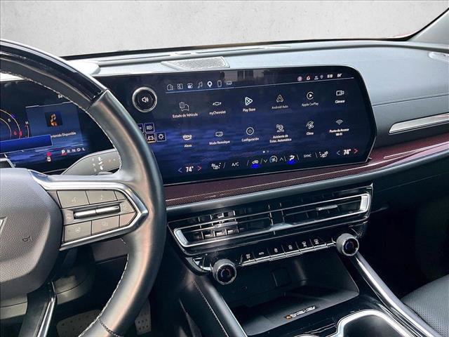 Used 2025 Chevrolet Traverse Z71 w/ Enhanced Driving Package AWD/4WD image 8