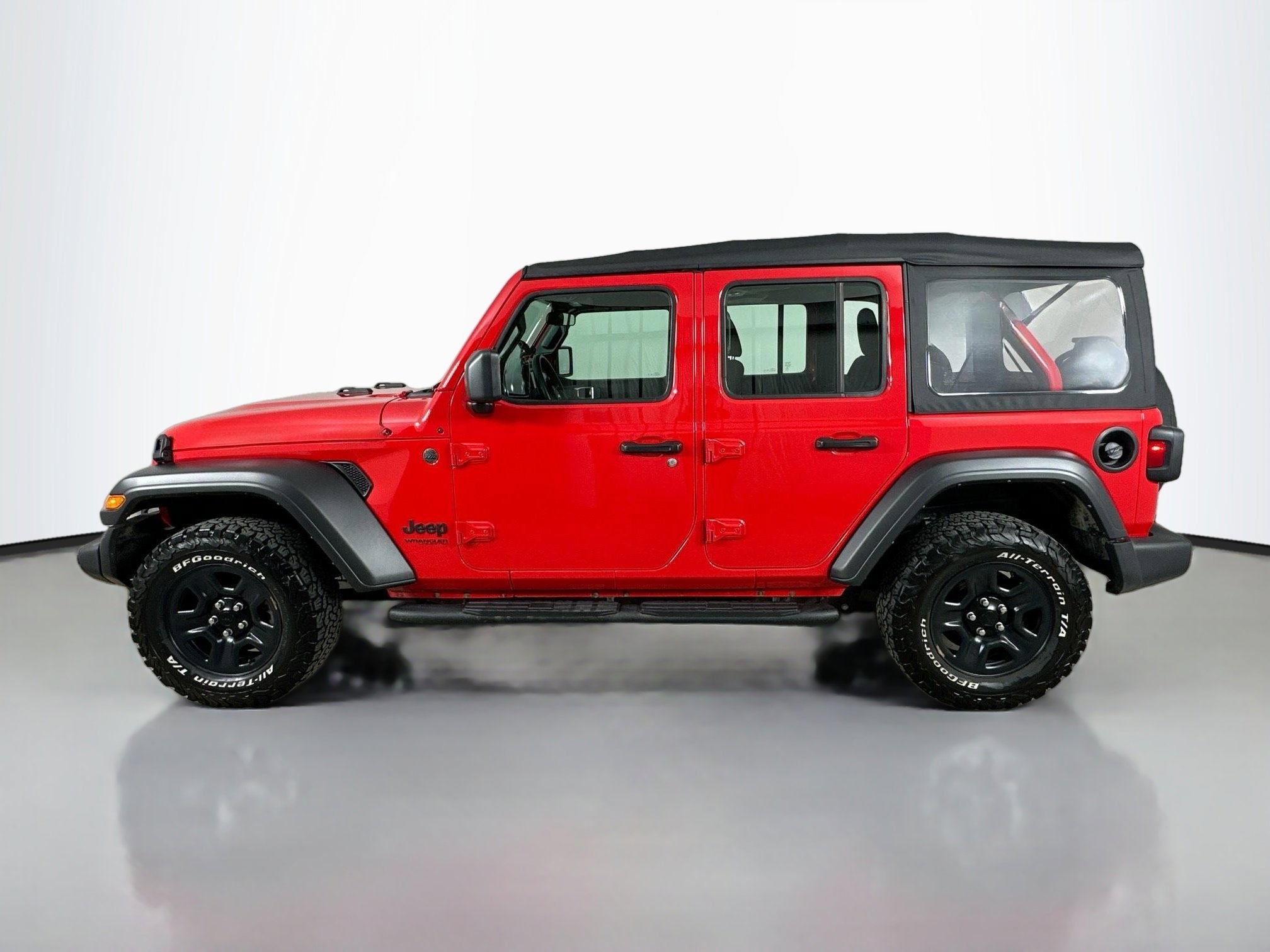 Used 2022 Jeep Wrangler Unlimited Sport AWD/4WD image 8