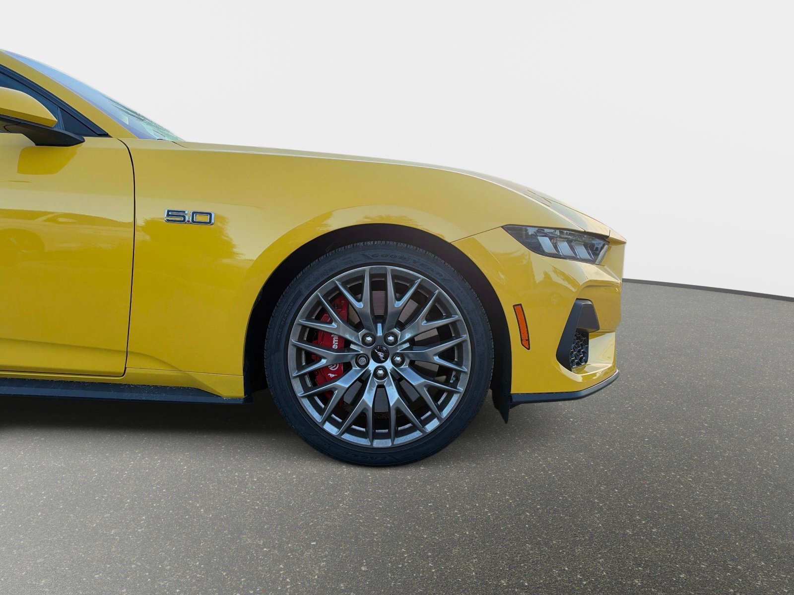 Used 2024 Ford Mustang GT Premium RWD image 6