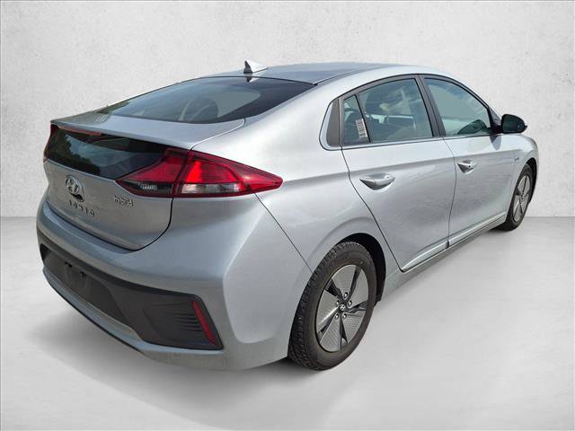 Used 2020 Hyundai Ioniq SE FWD image 5
