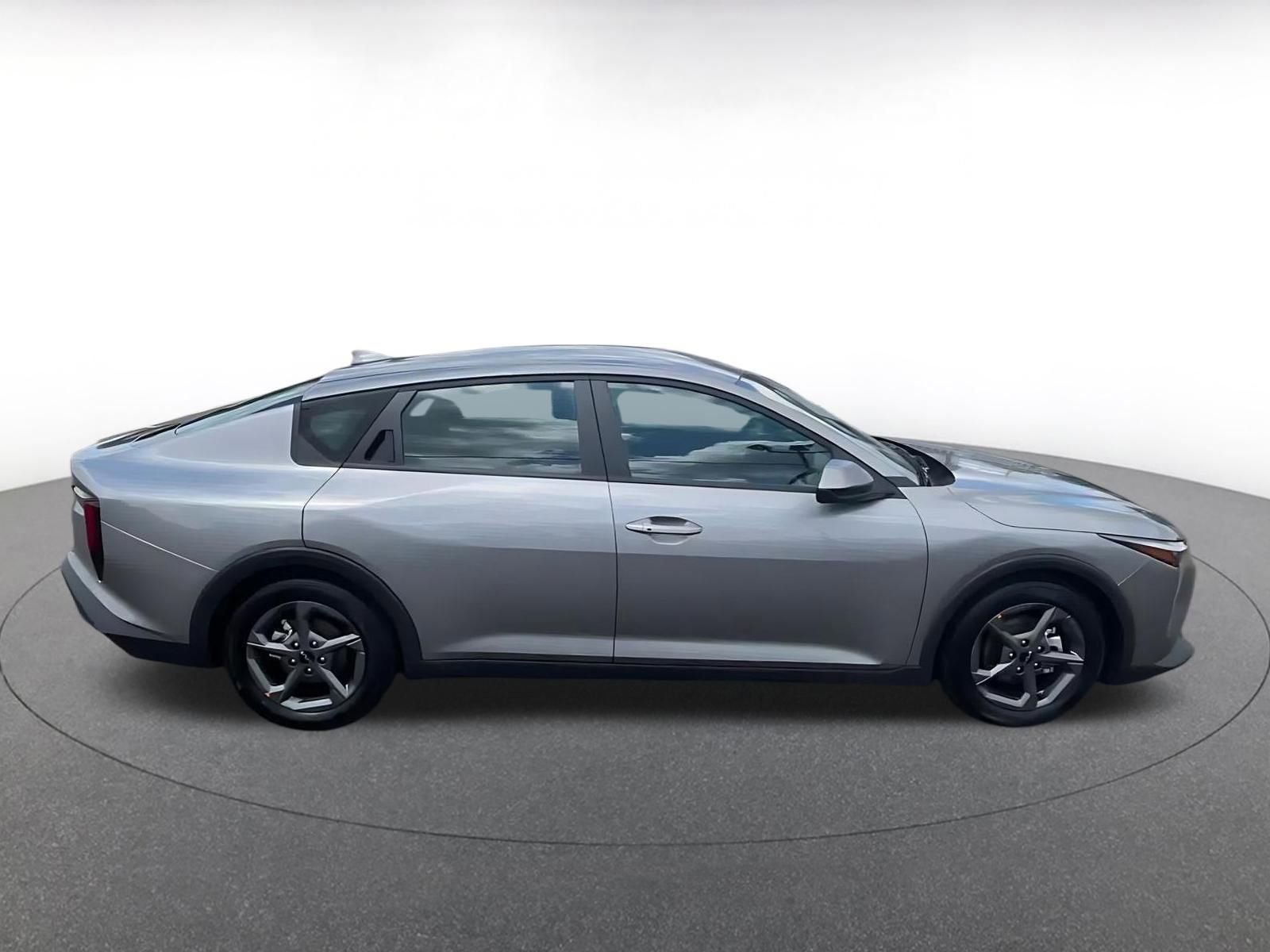 Used 2025 Kia K4 FWD image 14