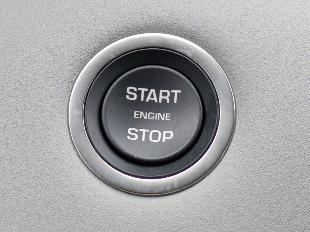 Used 2024 Land Rover Range Rover Evoque S image 31