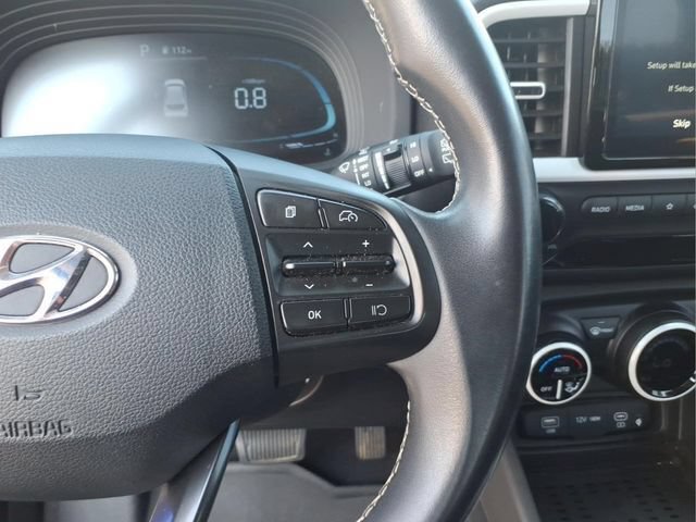 Used 2023 Hyundai Venue Limited w/ Cargo Package FWD image 19