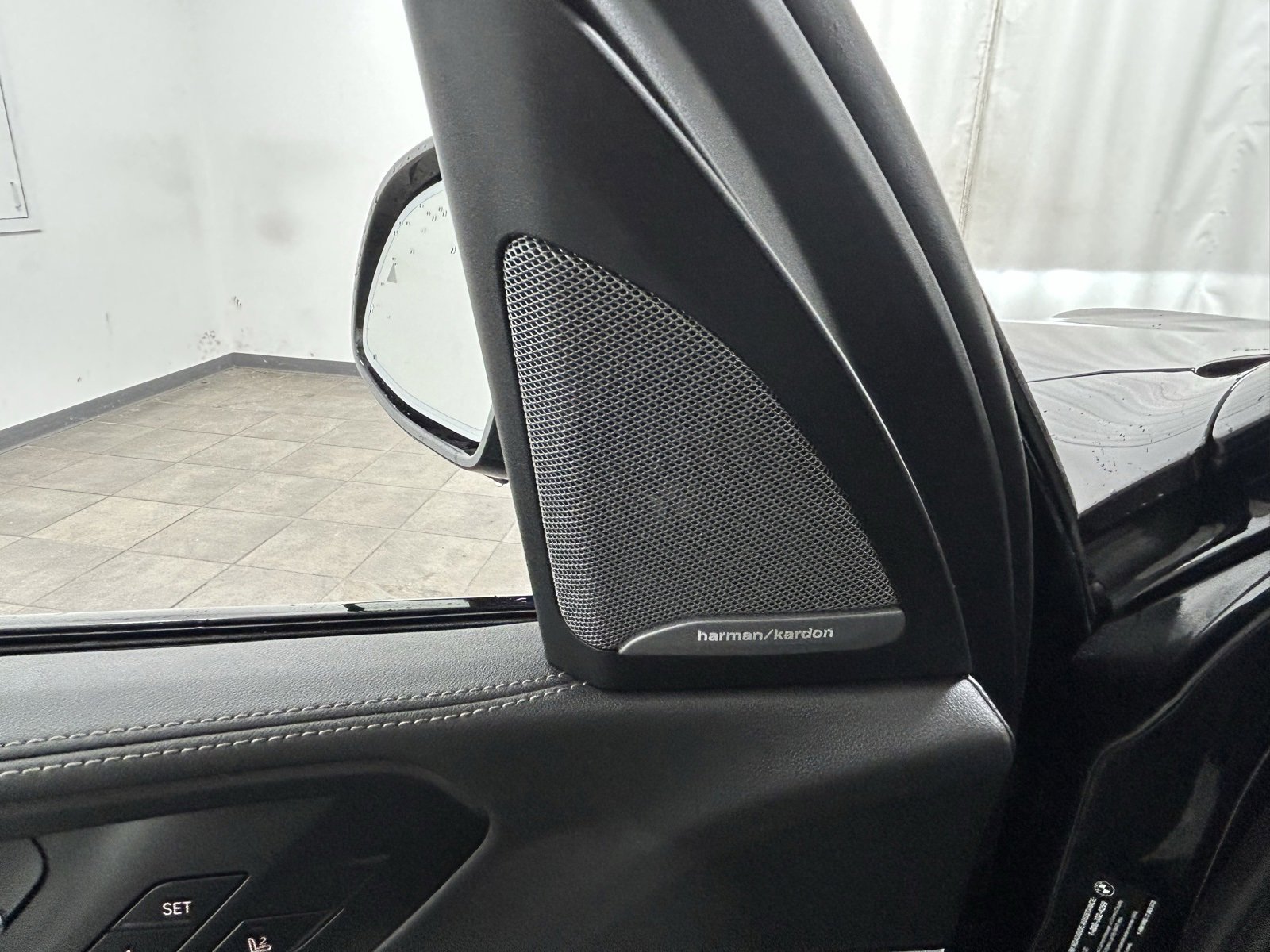 Used 2025 BMW X5 M60i image 26