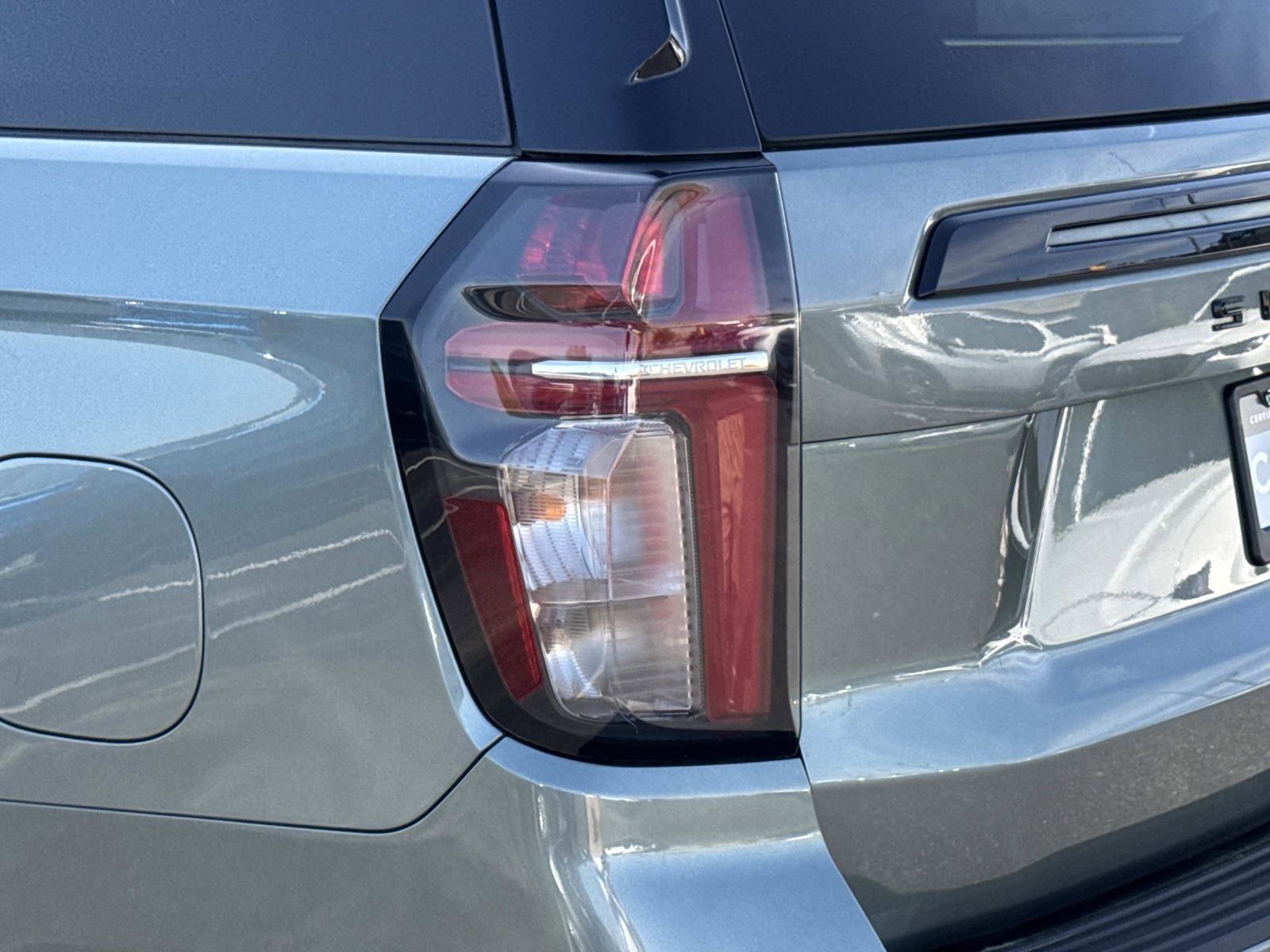 Certified 2023 Chevrolet Suburban RST image 31