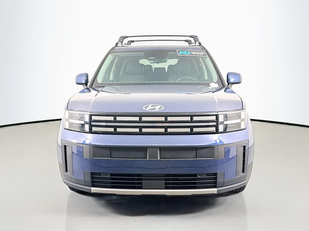 Used 2025 Hyundai Santa Fe SEL FWD image 2