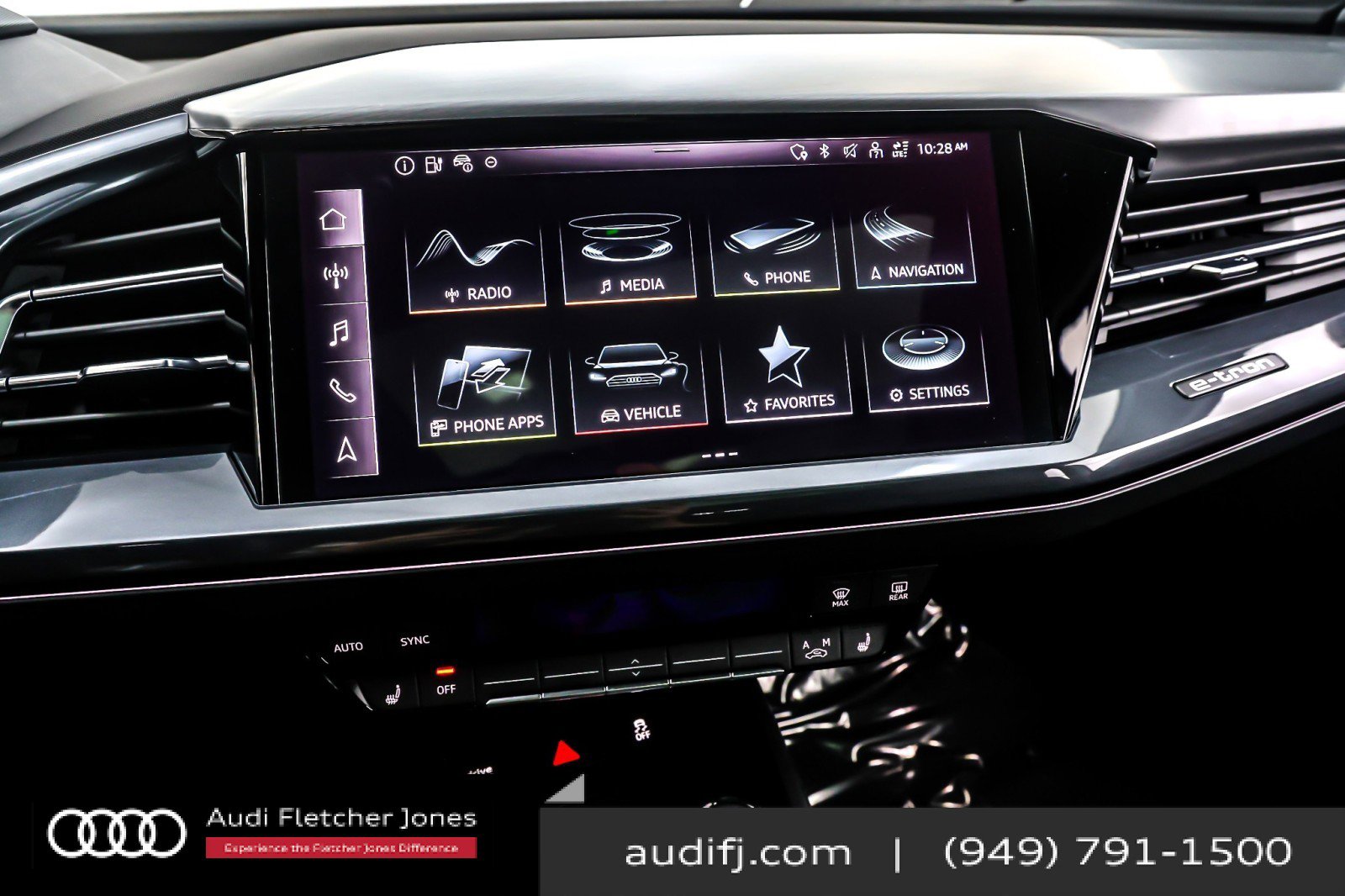 Used 2024 Audi Q4 e-tron Premium Plus image 21