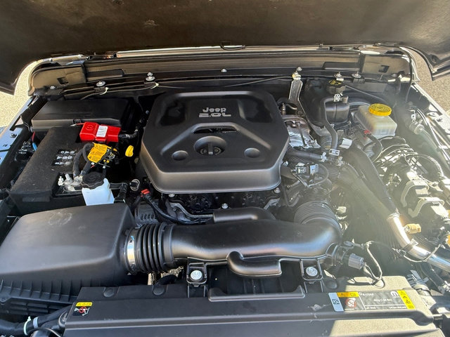 Used 2021 Jeep Wrangler Sport image 9