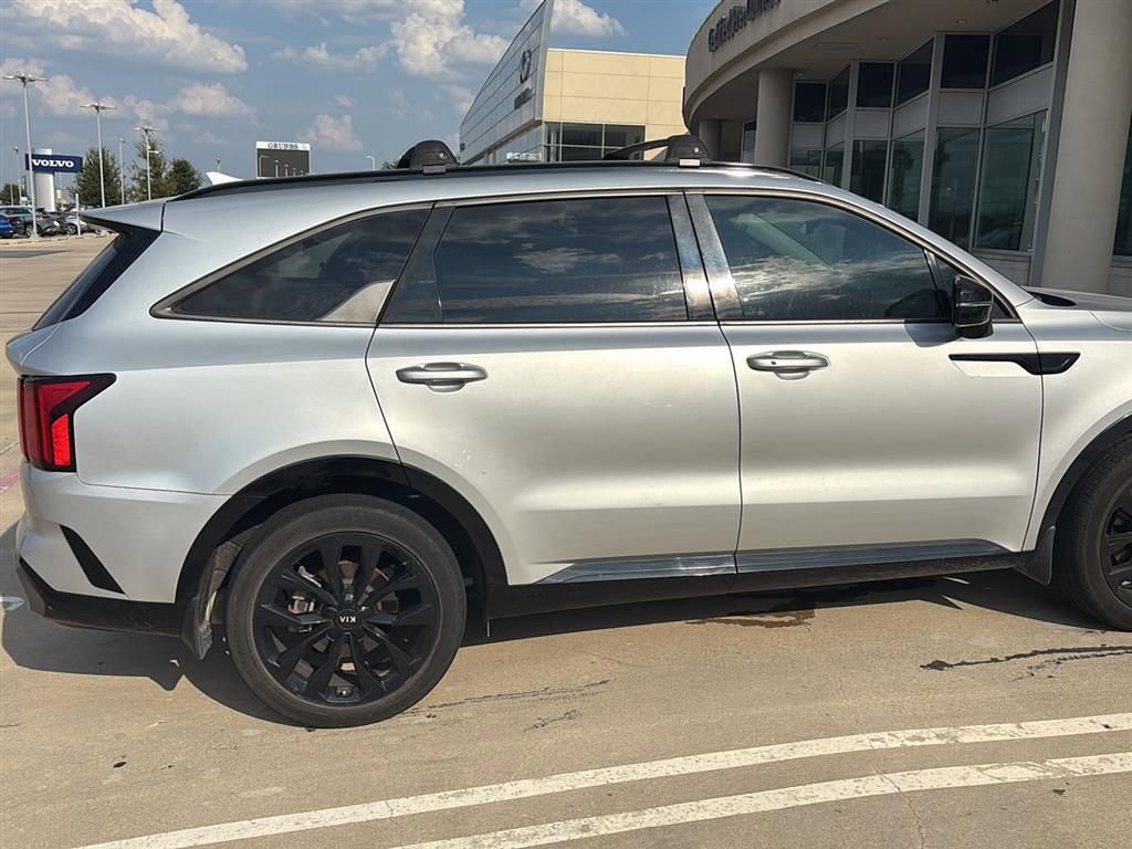 Used 2021 Kia Sorento SX image 6