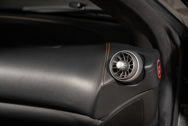 Used 2013 McLaren MP4-12C Spider RWD image 35